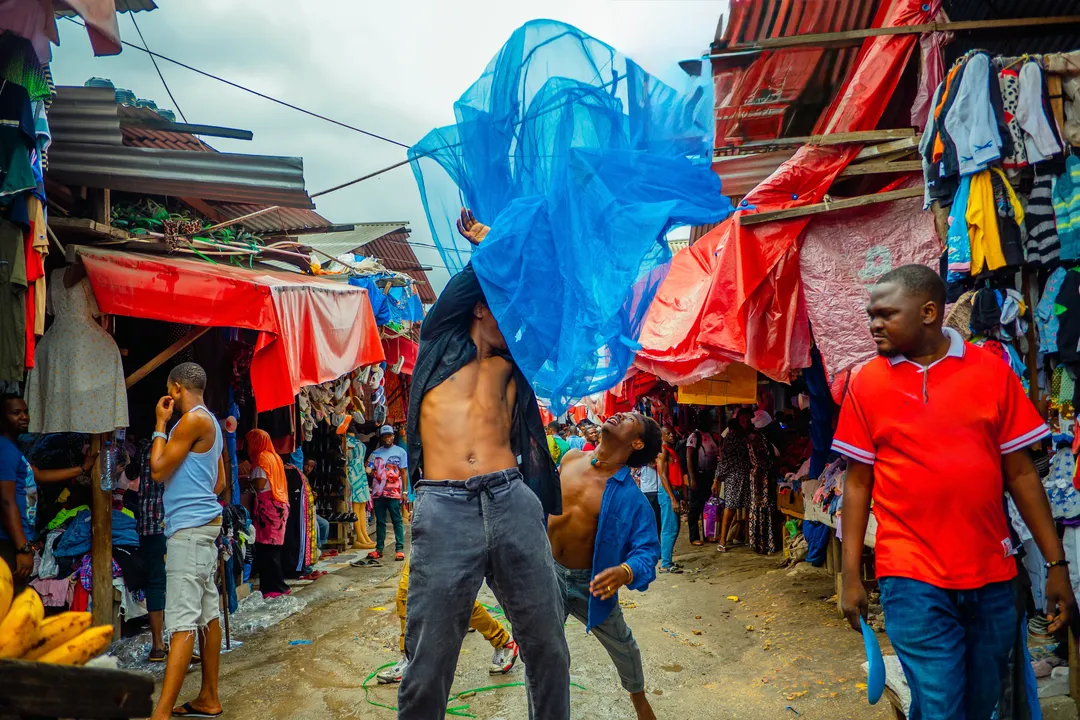 The Net We Carry – Wavu Tuliobeba