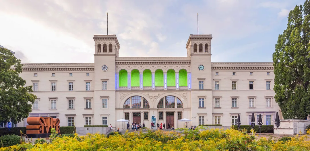 Hamburger Bahnhof Art Week Talks. Kunsträume Ost: Zur Rolle der Museen in Berlins Nachbarländern